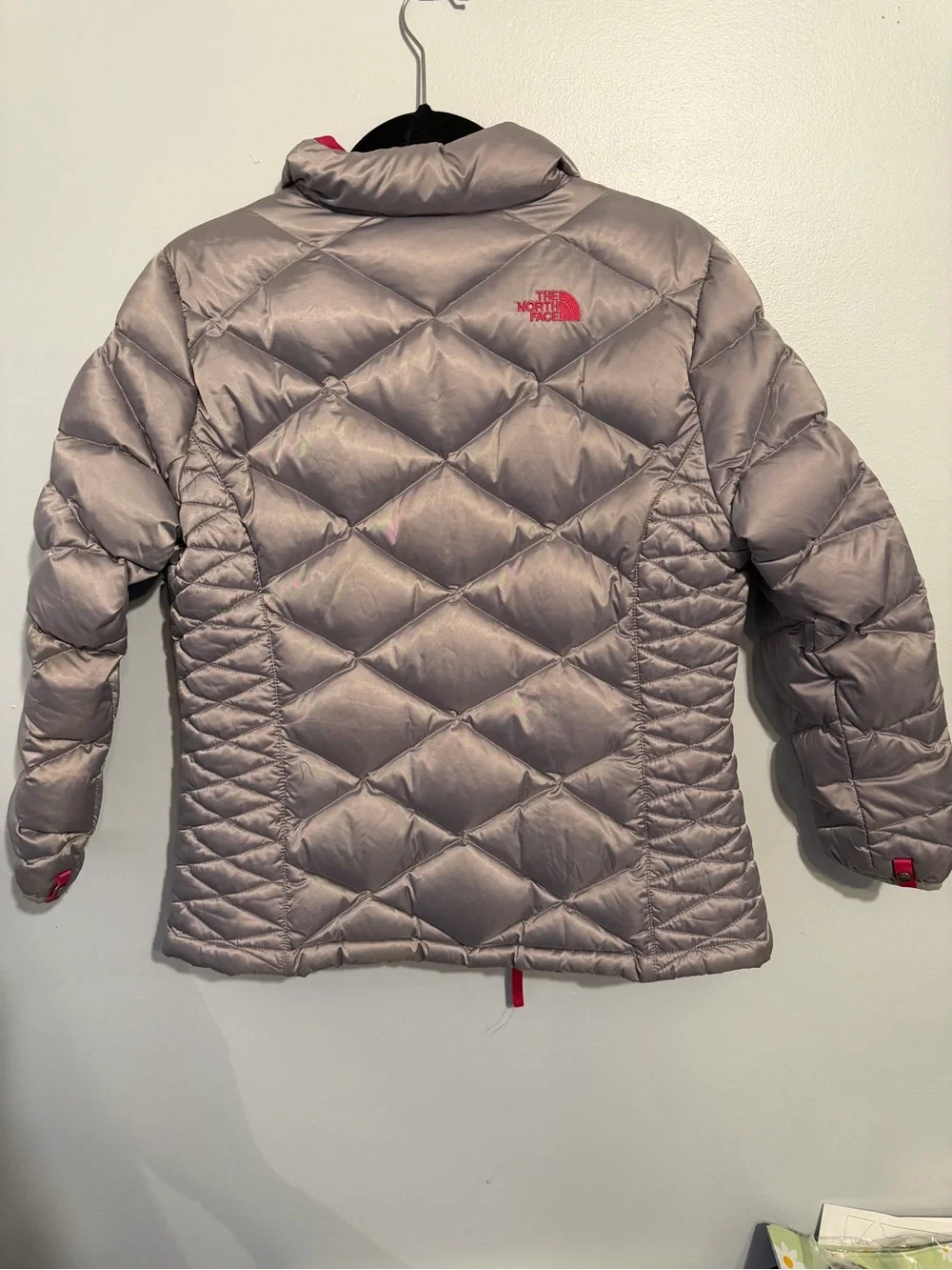 The North Face Gray Puffer Jacket with Pink Lining - Youth XL(18)